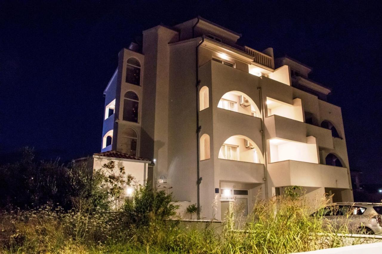 Villa Apartments Katja Trogir Zewnętrze zdjęcie