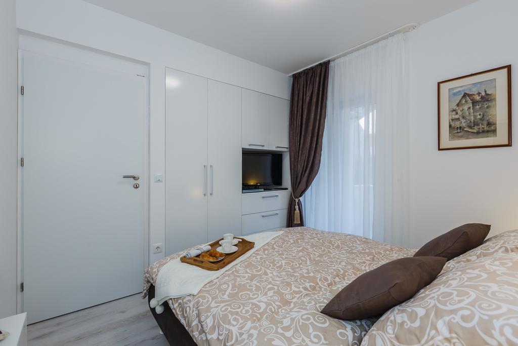 Villa Apartments Katja Trogir Zewnętrze zdjęcie