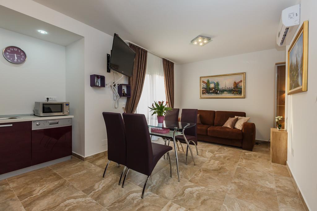 Villa Apartments Katja Trogir Zewnętrze zdjęcie